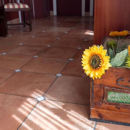 Hostal Restaurante Puerta Del Alcazar Ávila Kültér fotó