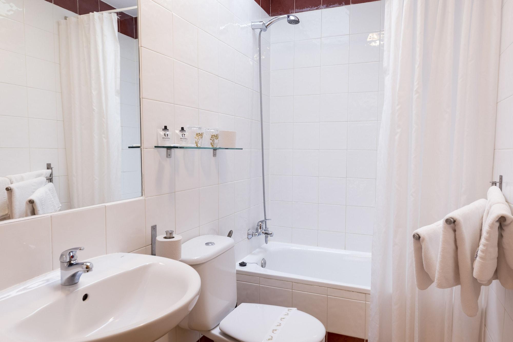 Hostal Restaurante Puerta Del Alcazar Ávila Kültér fotó